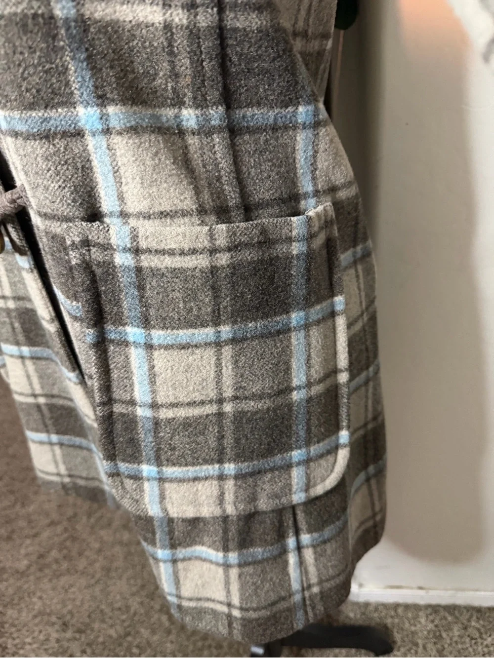 GAP Plaid Toggle Coat – Women’s XS | Cozy Wool Blend | Fall Essential 🍂